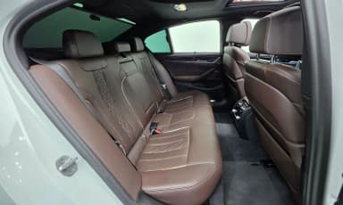 5 Series (G30)