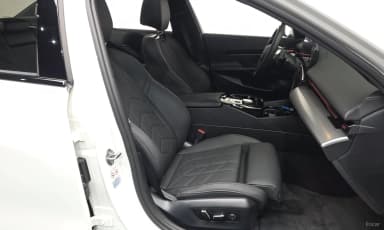 5 Series (G60)
