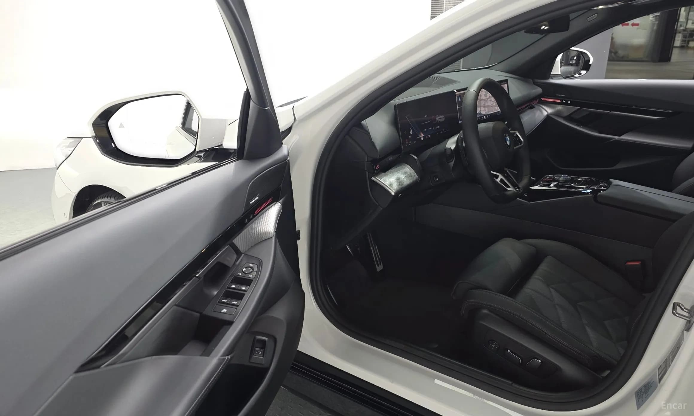 5 Series (G60)