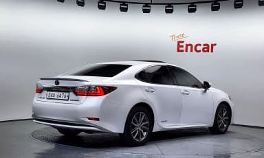 New ES300h