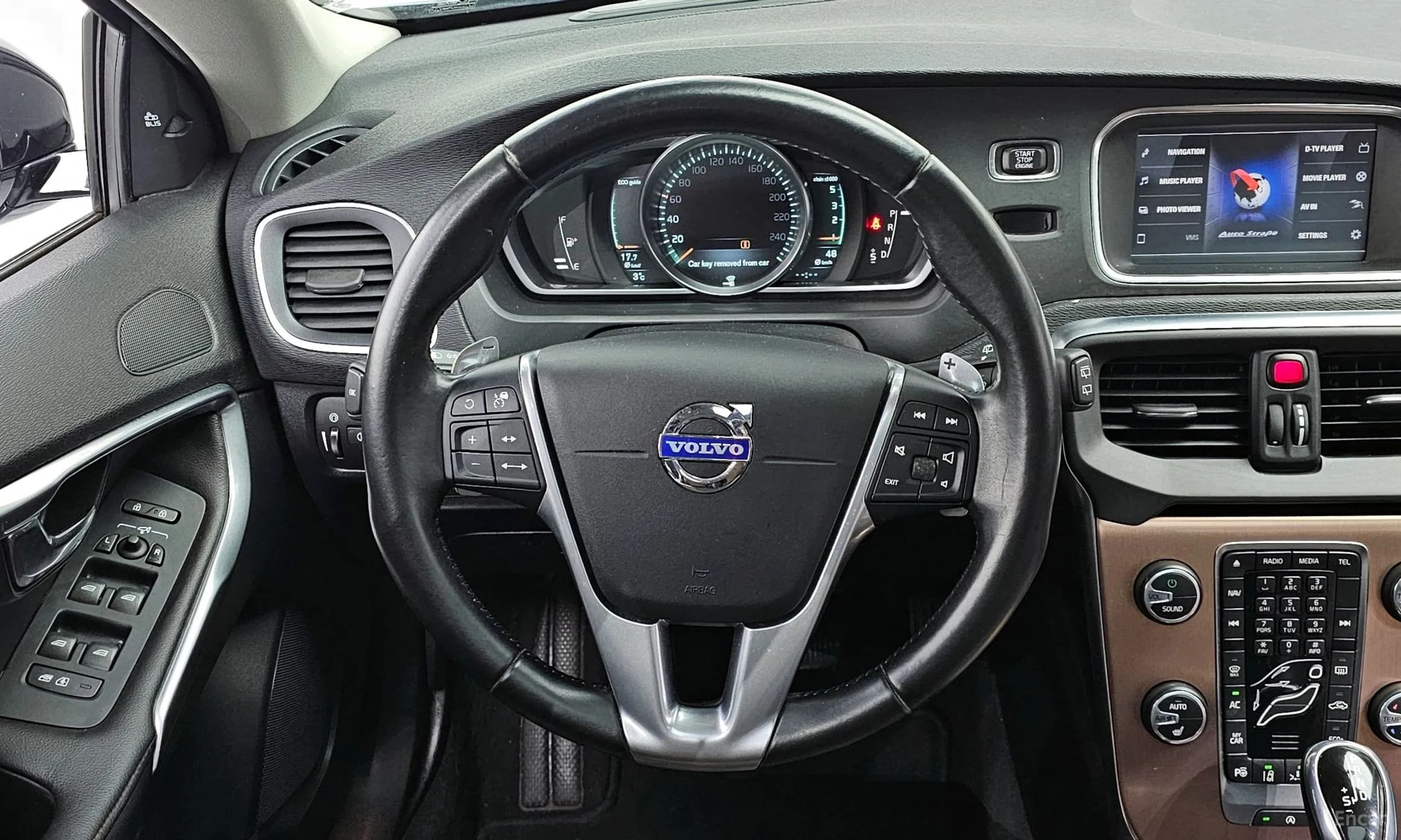 V40 Cross Country