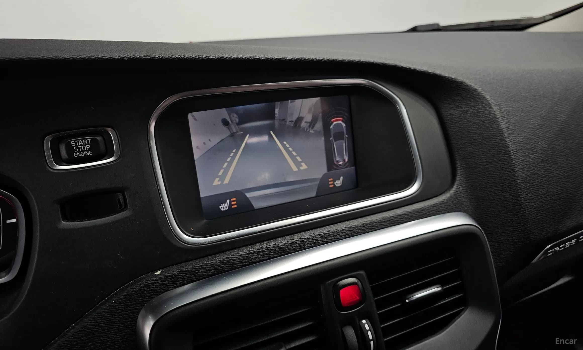 V40 Cross Country