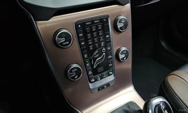 V40 Cross Country