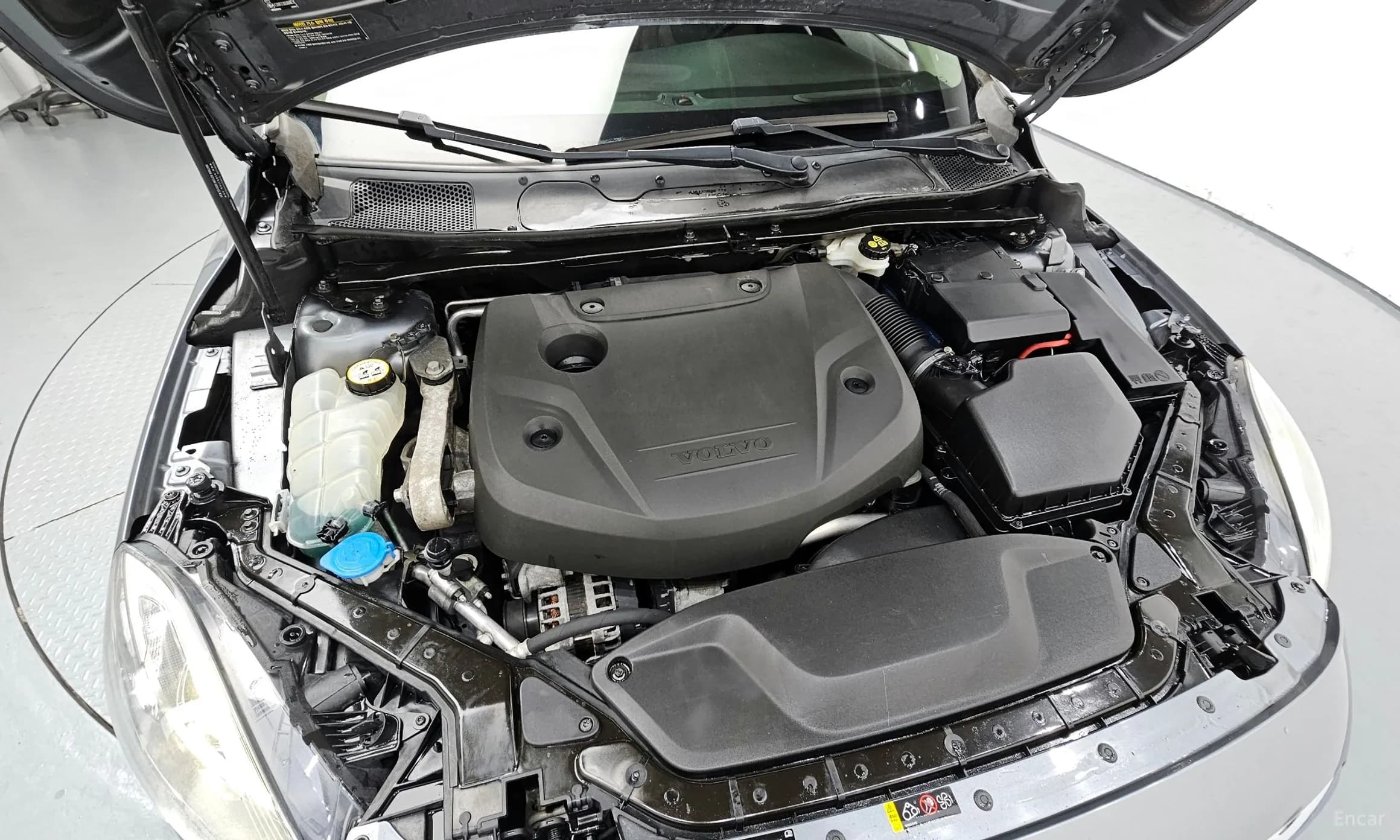 V40 Cross Country