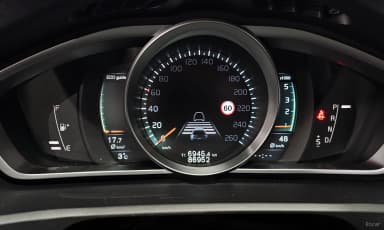 V40 Cross Country