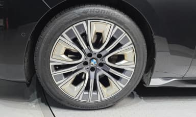 7 Series (G70)