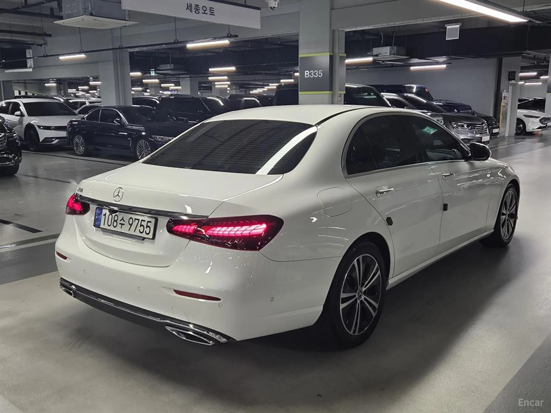 E-Class W213