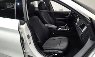 Series 4 (F32)
