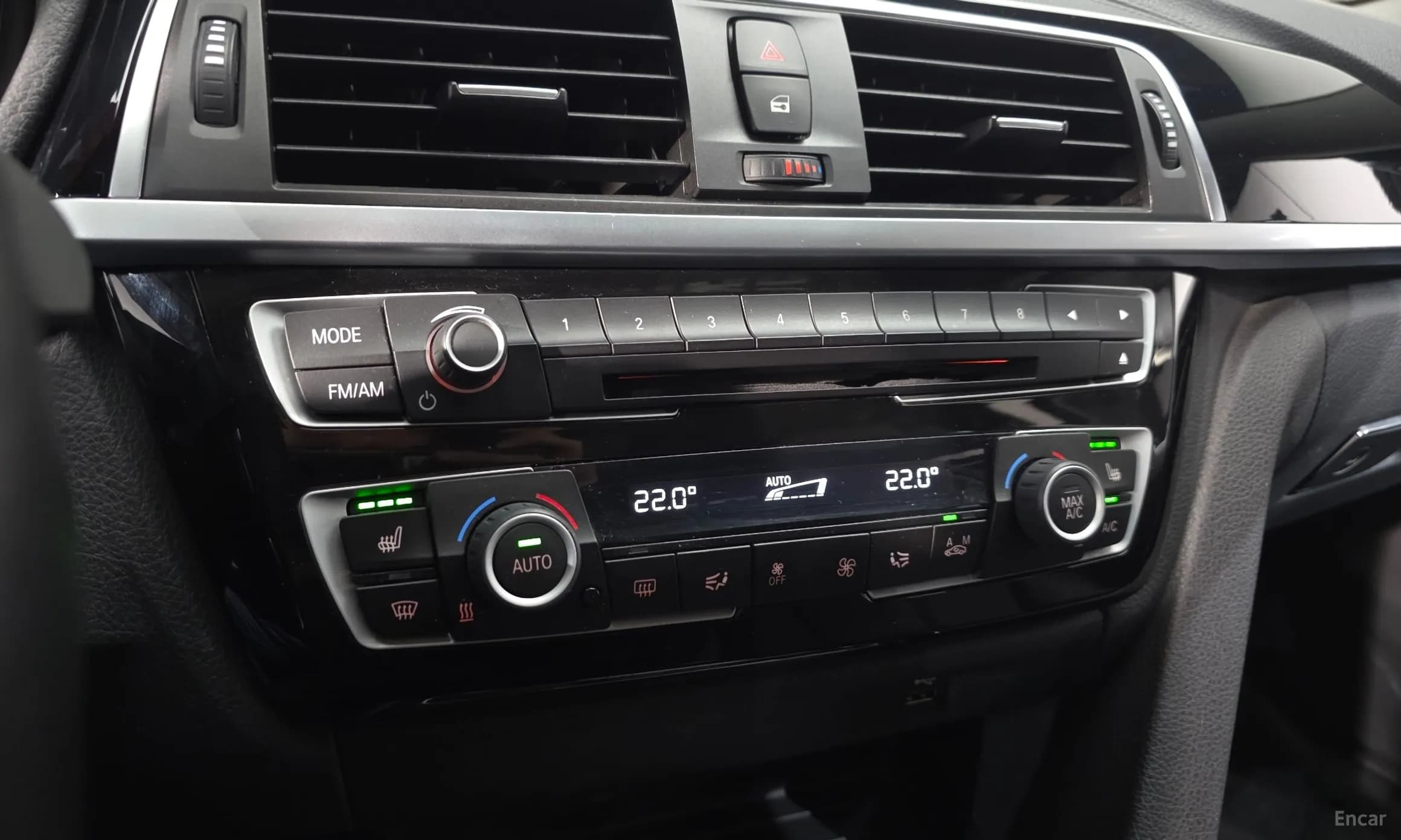 Series 4 (F32)