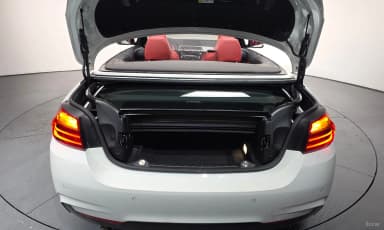 Series 4 (F32)