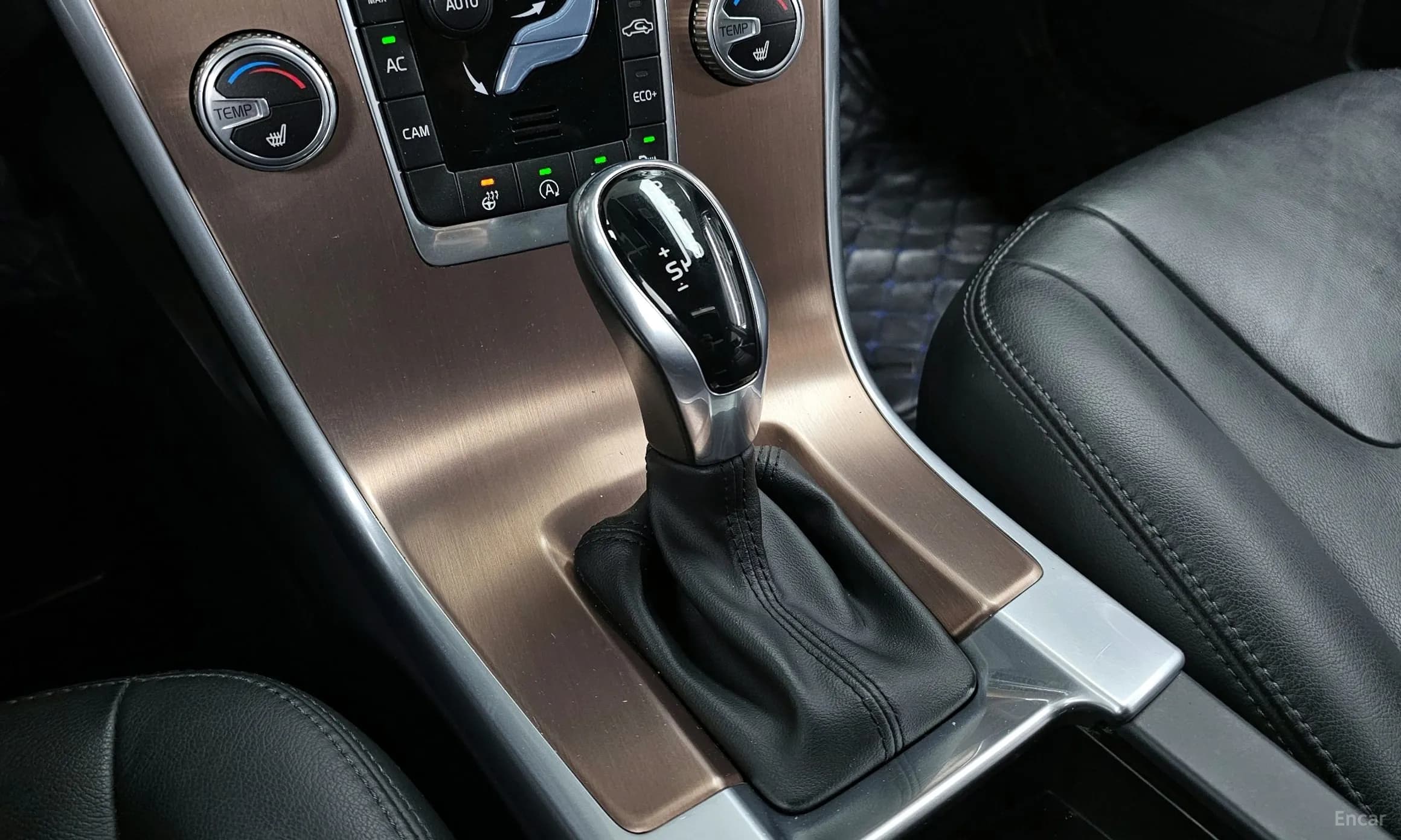 XC60