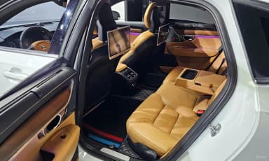 S90