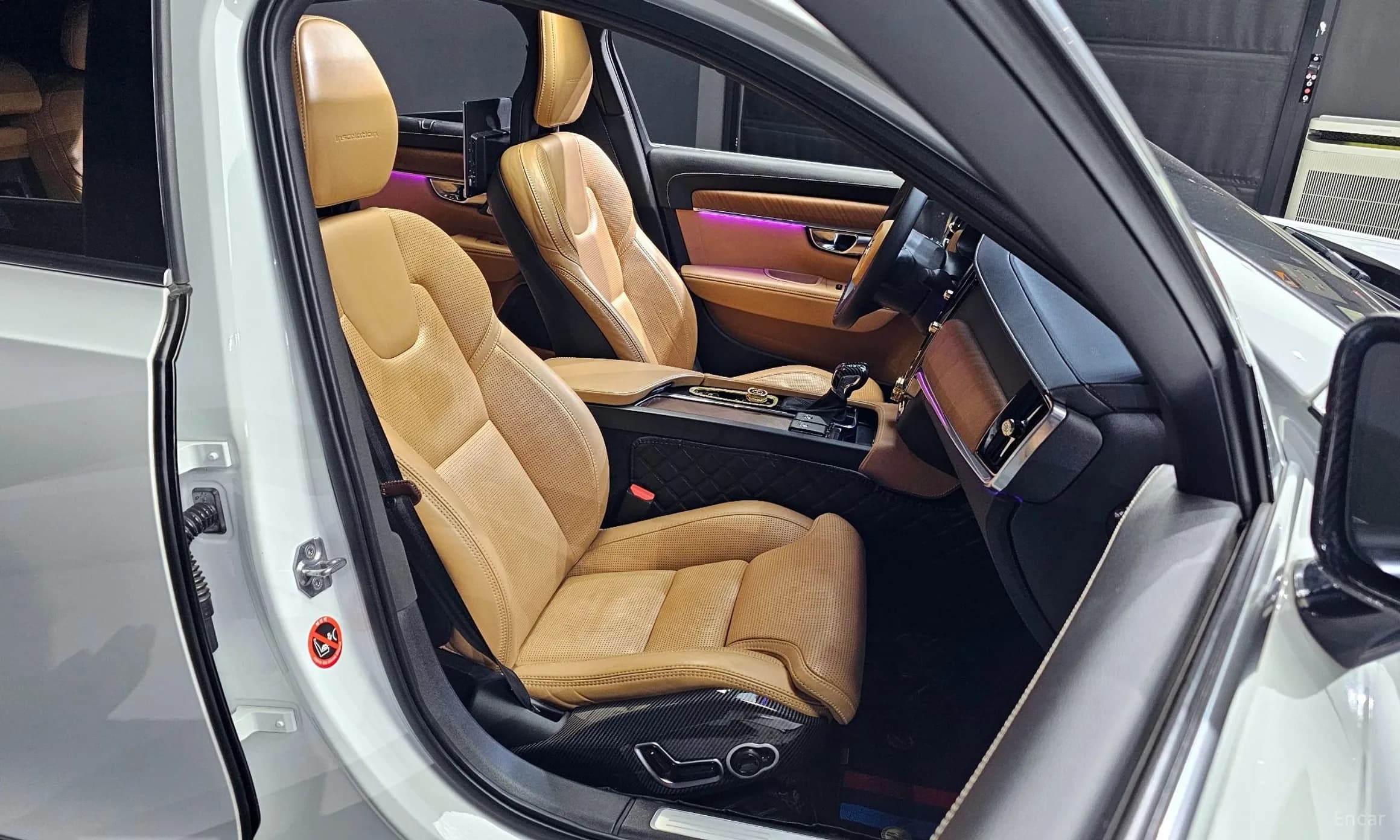 S90