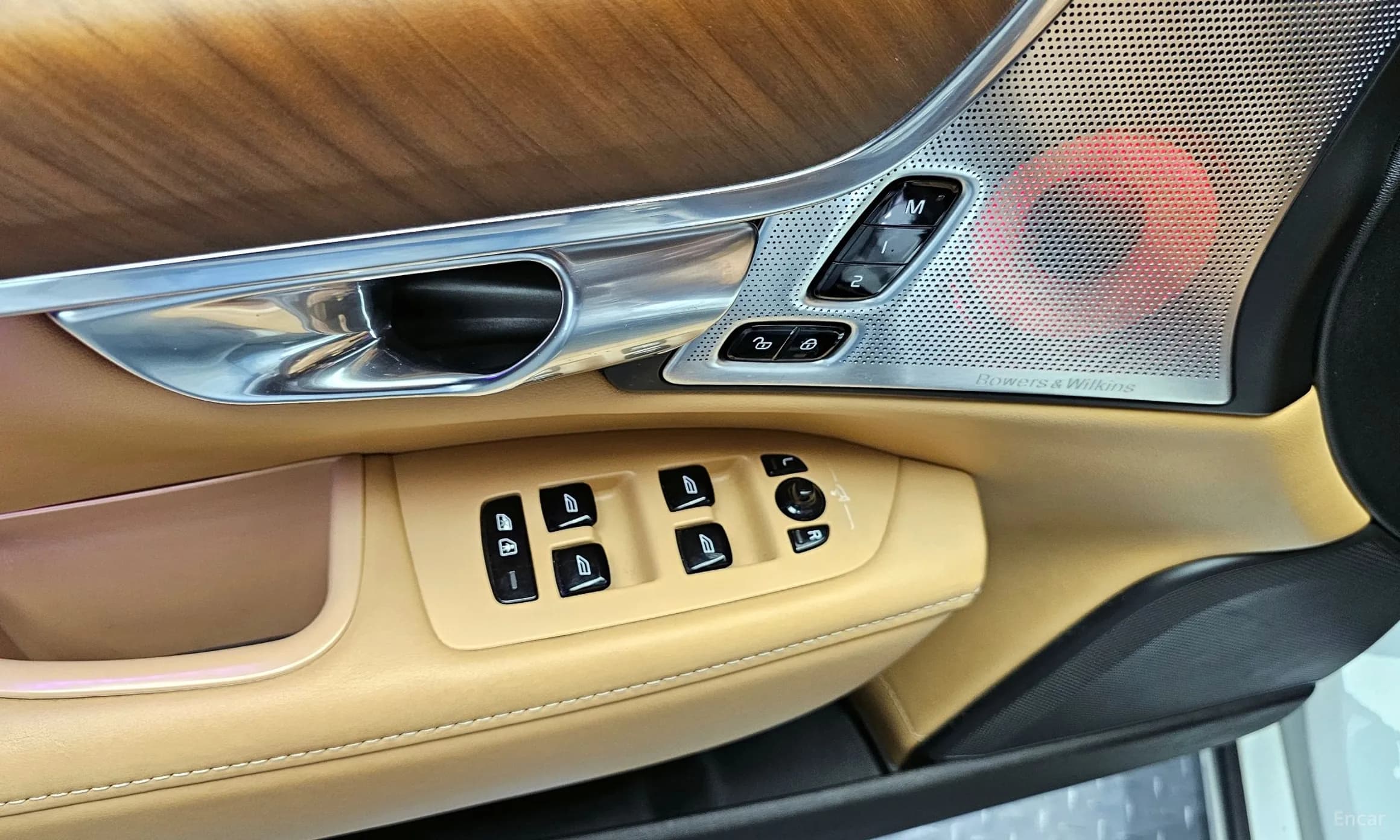 S90
