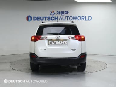 RAV4