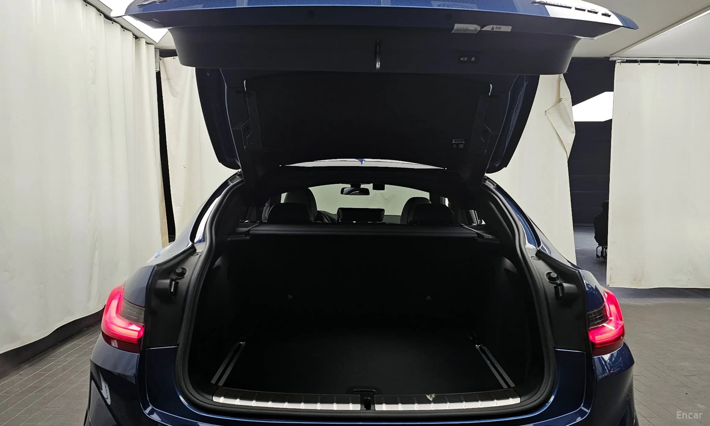X4 (G02)