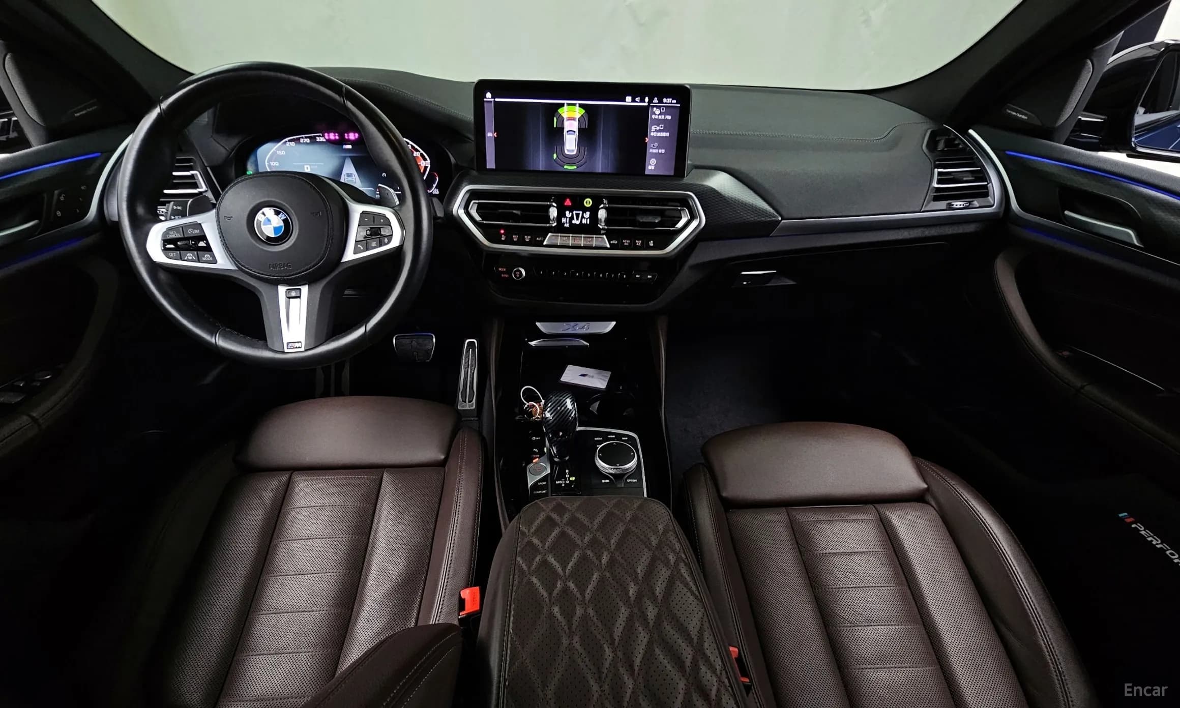 X4 (G02)