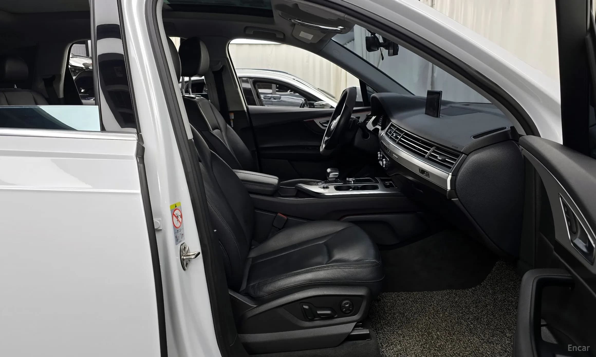 Q7 (4M)