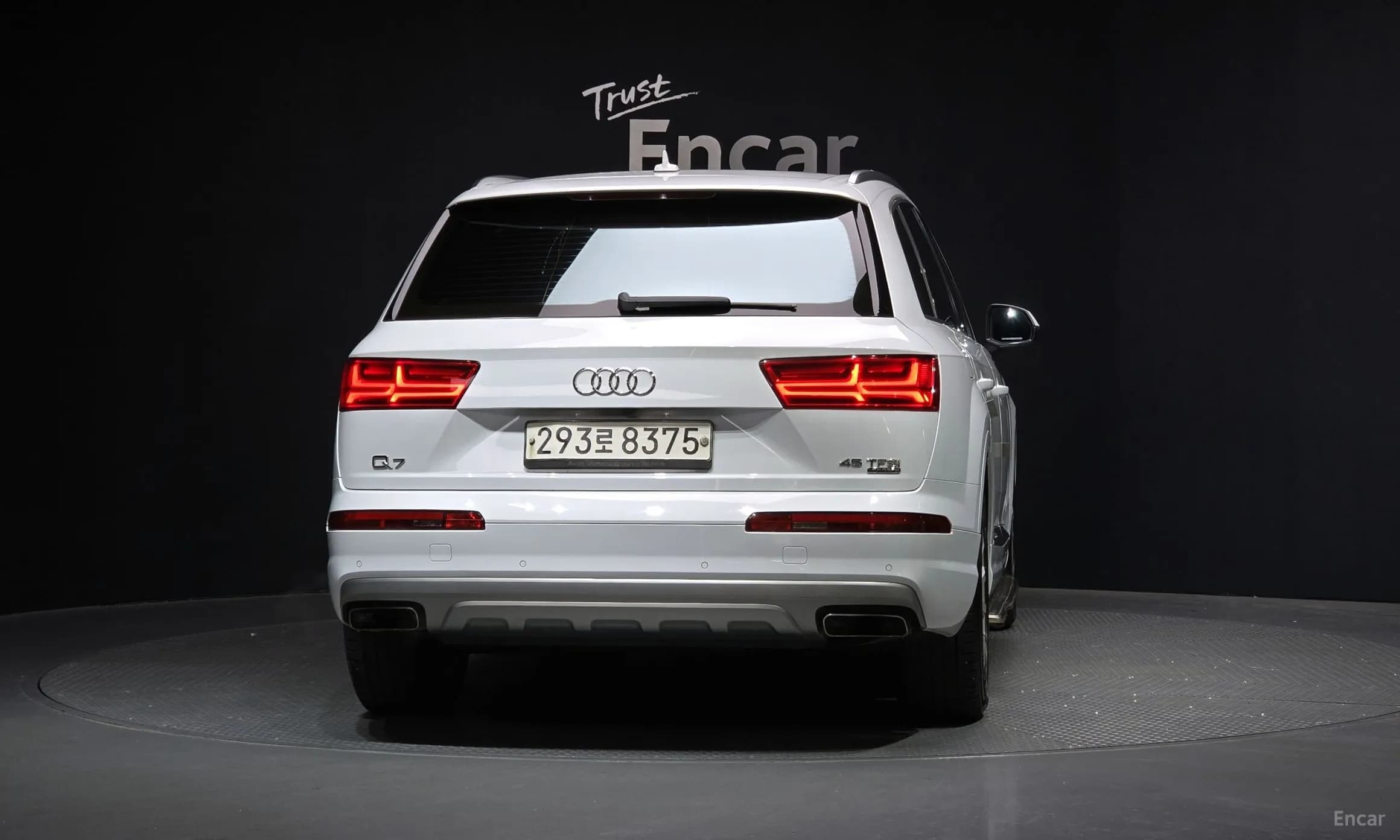 Q7 (4M)