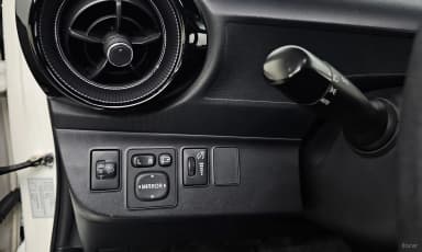 Prius C