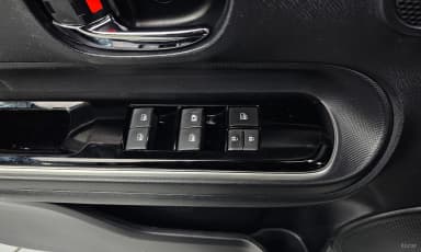 Prius C