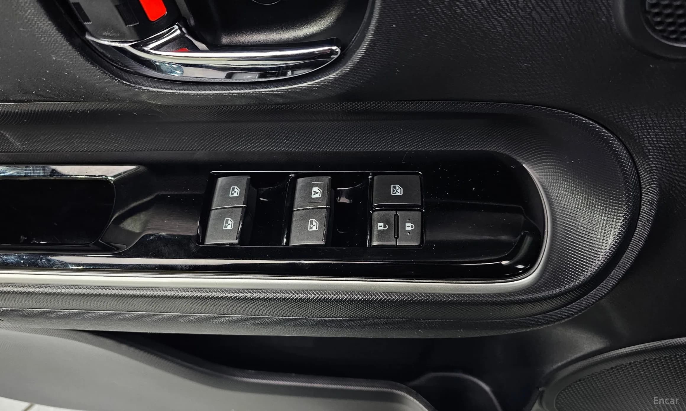 Prius C