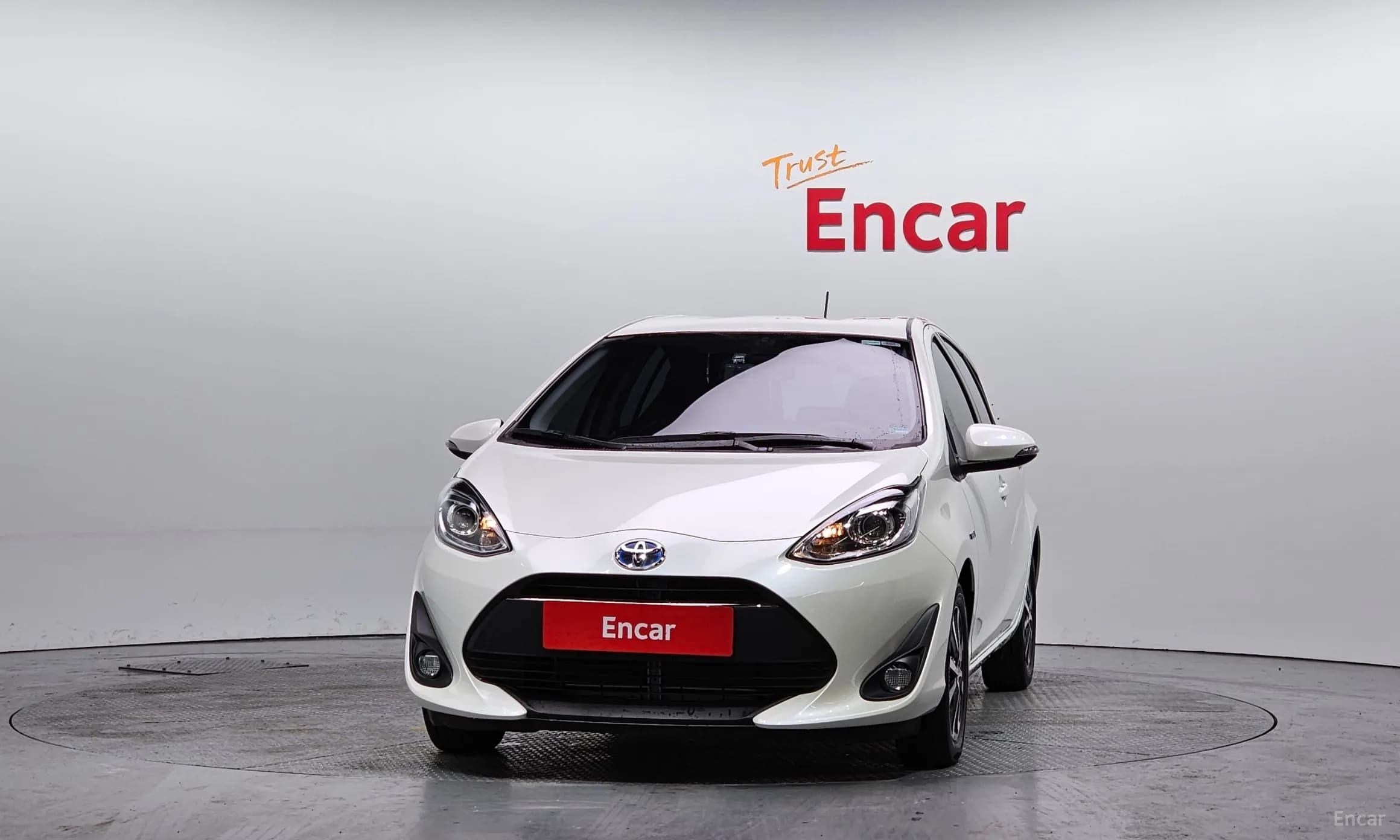 Prius C