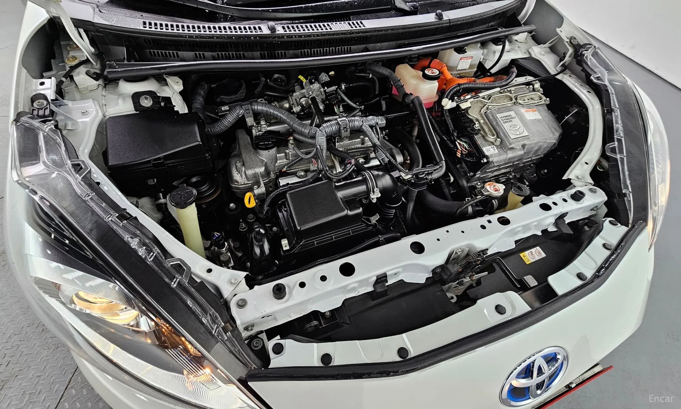 Prius C