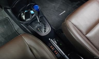 Prius C