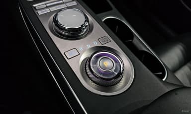 GV70
