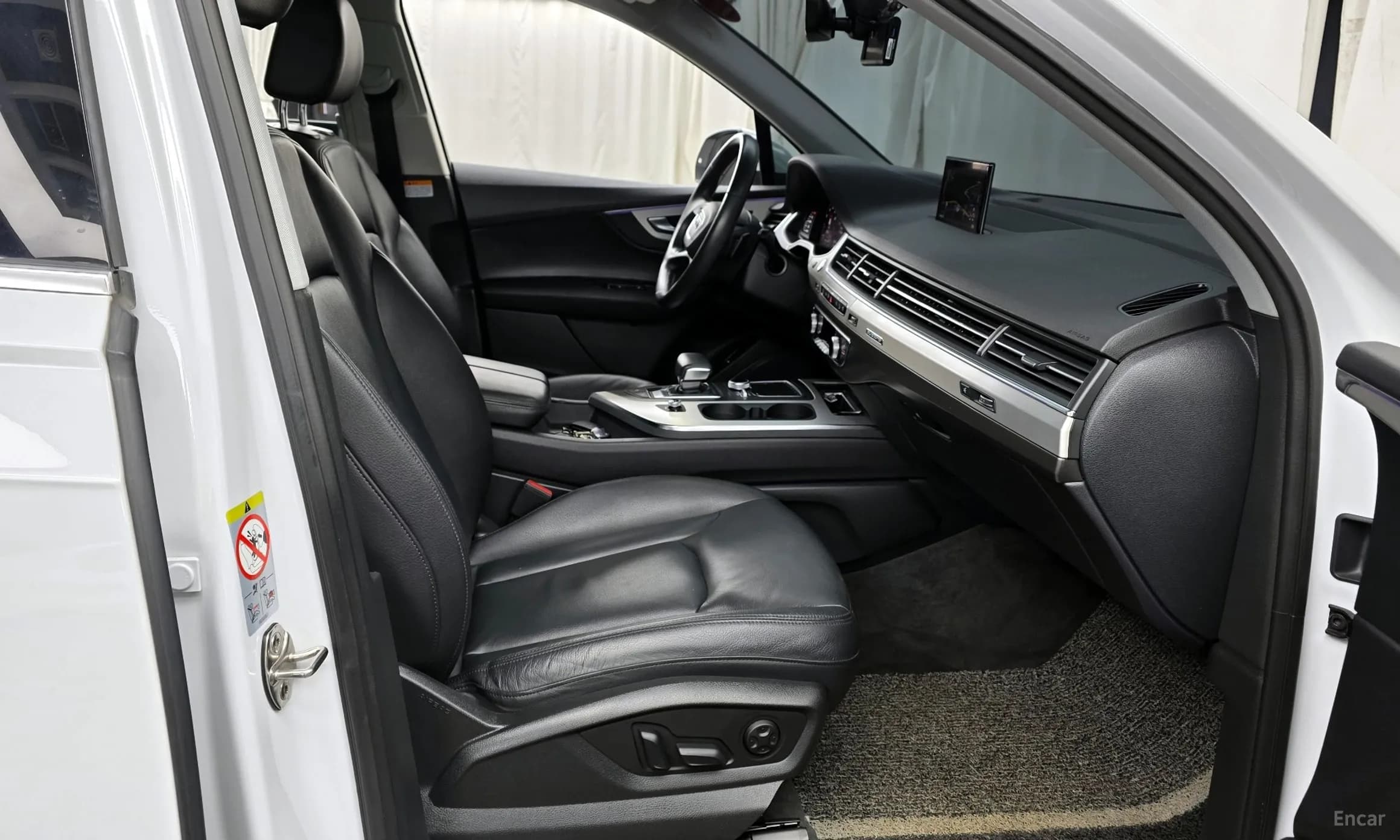 Q7 (4M)