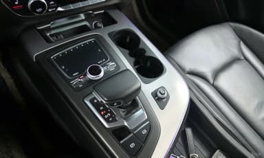 Q7 (4M)
