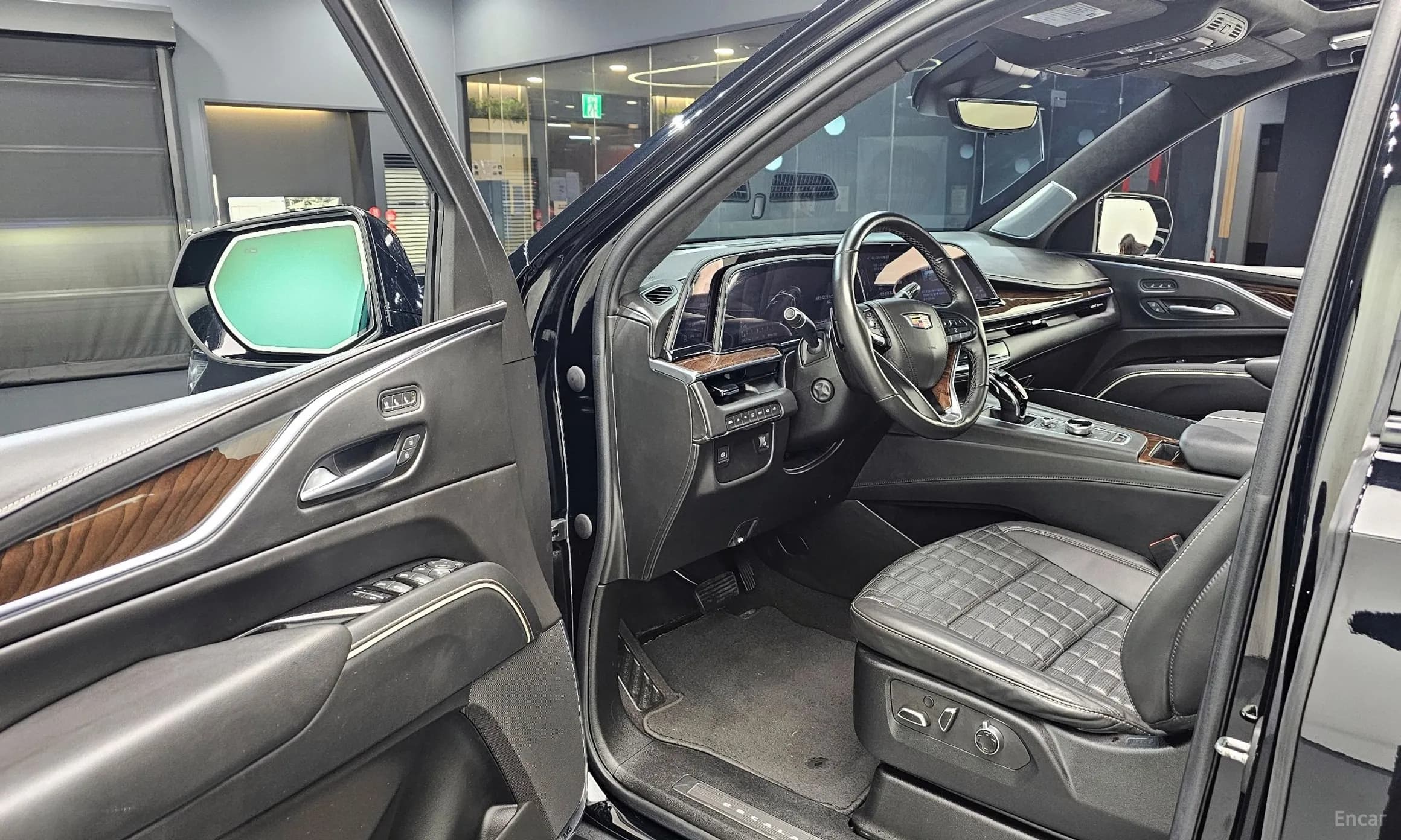 Escalade 5th Generation