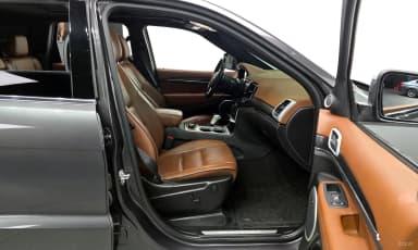 Grand Cherokee
