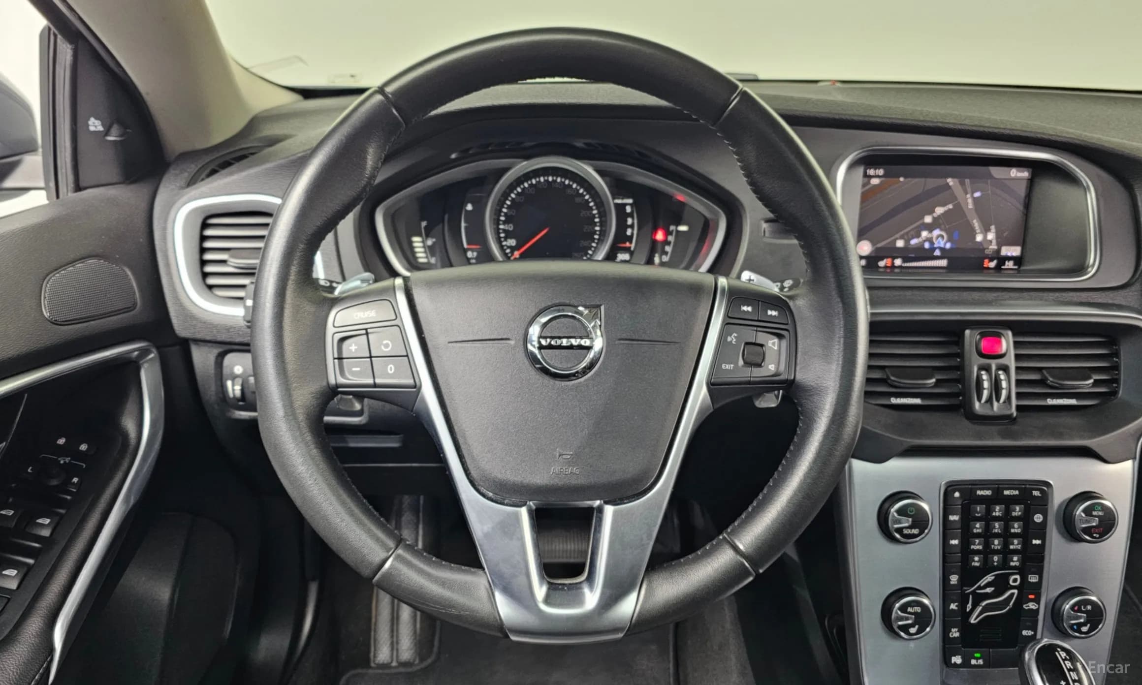 V40