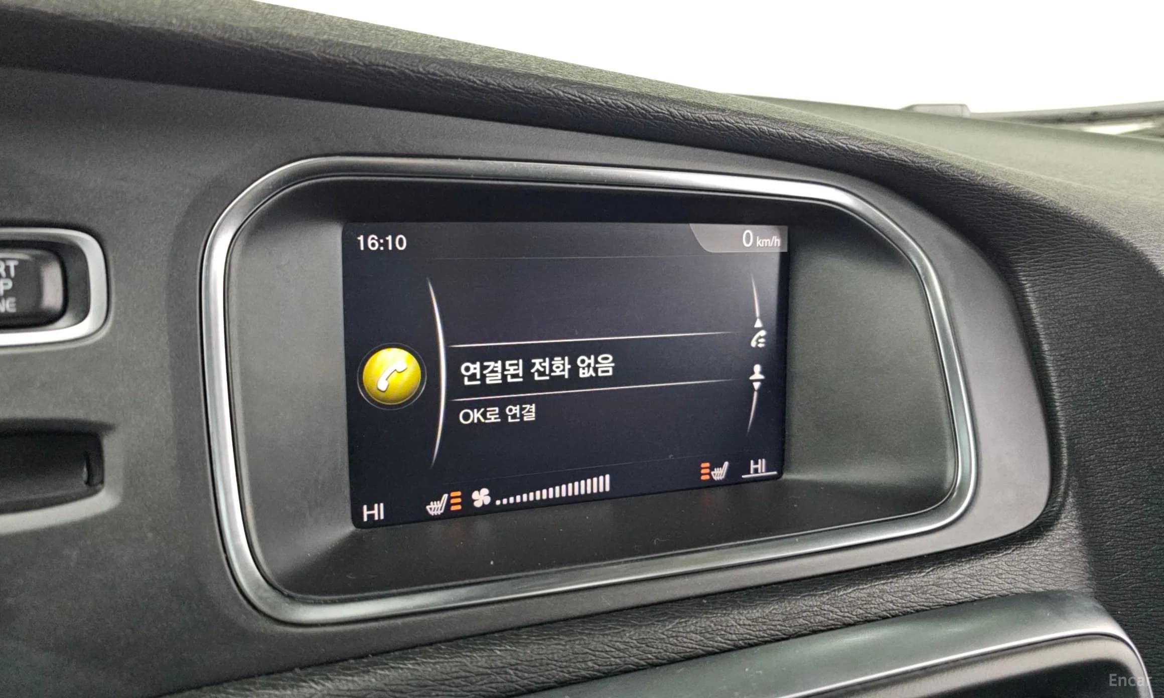 V40
