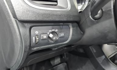 V40
