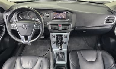 V40