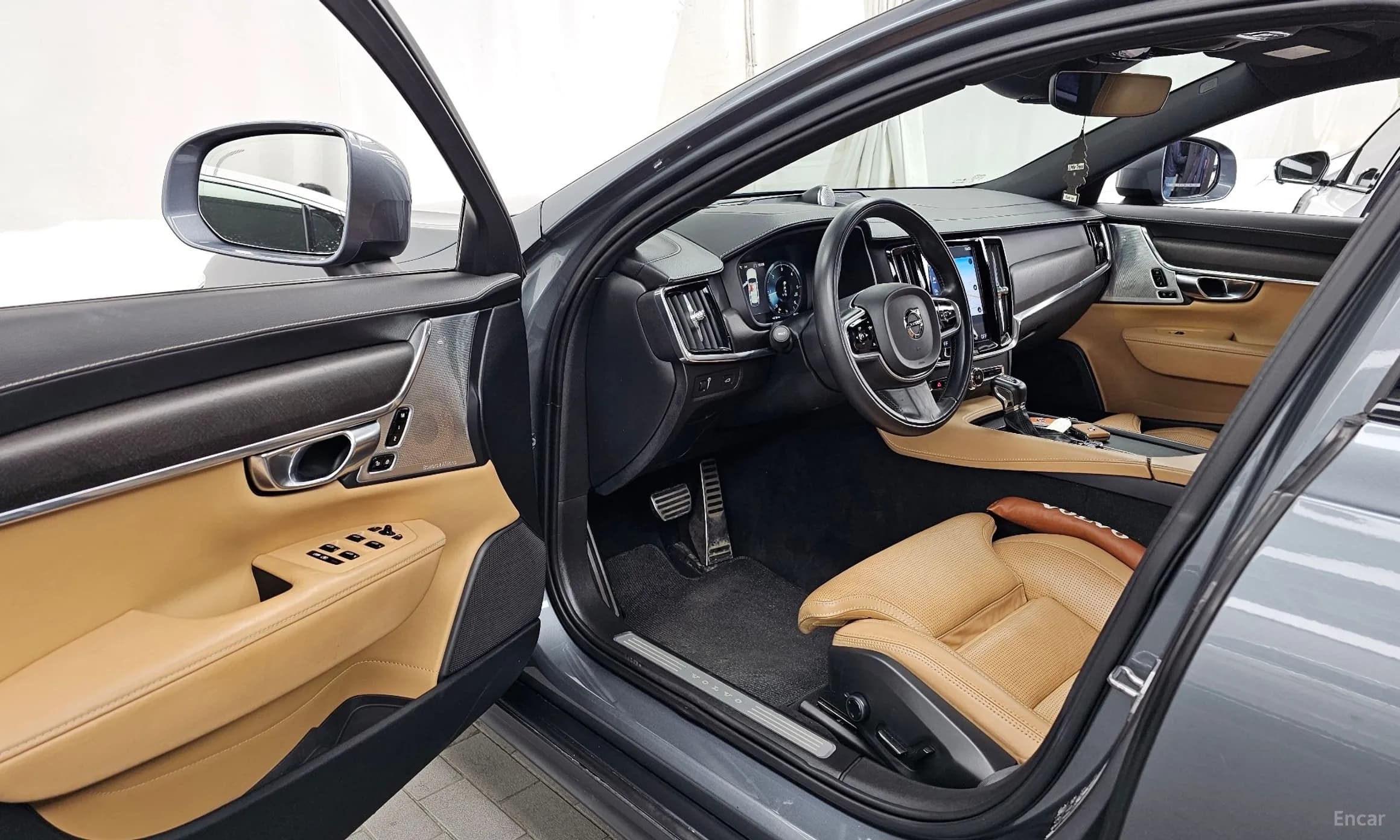 V90 Cross Country