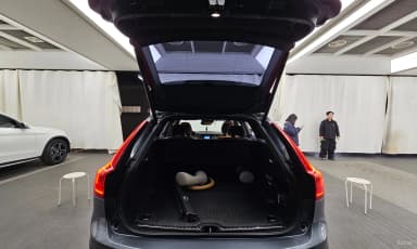 V90 Cross Country