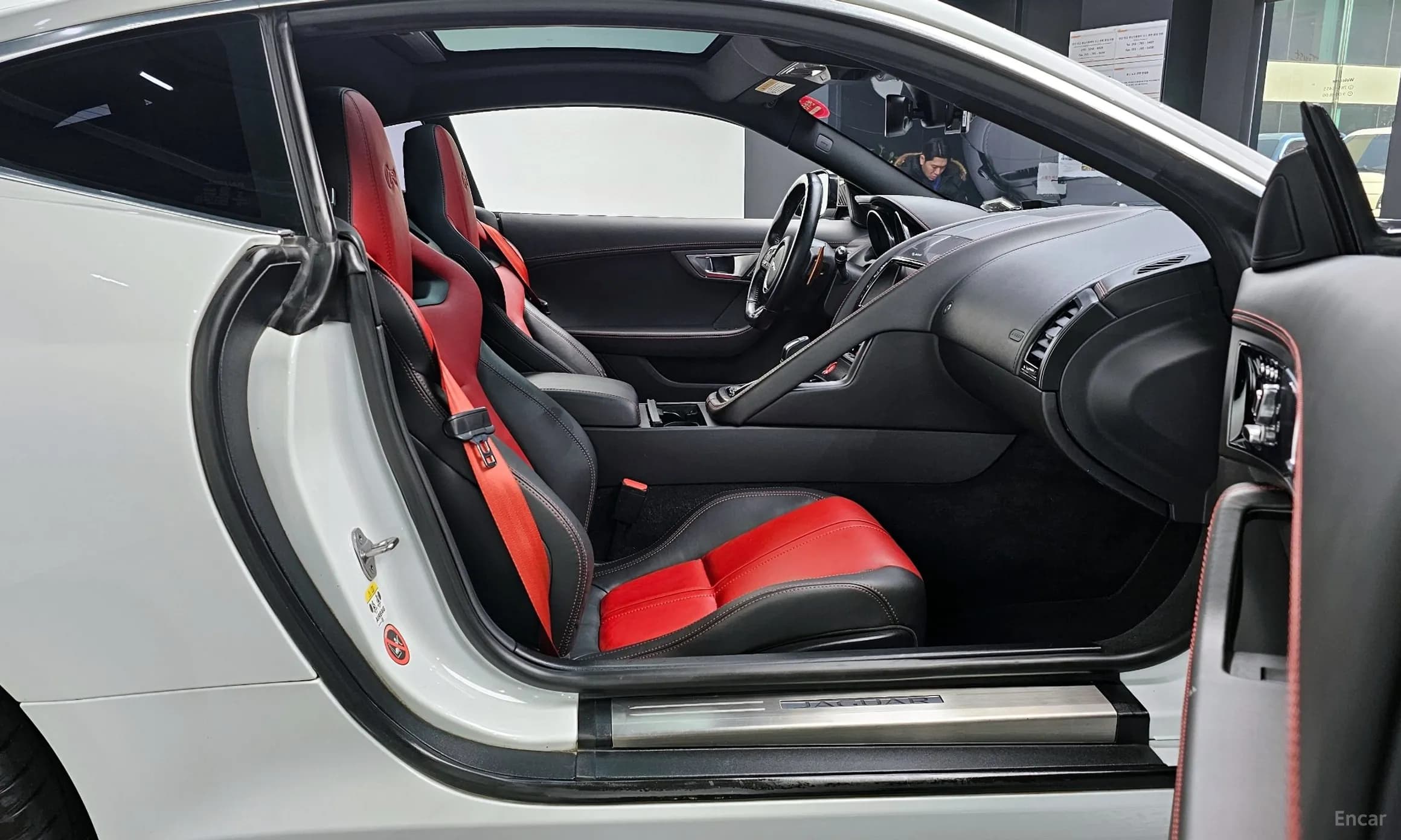 F-TYPE