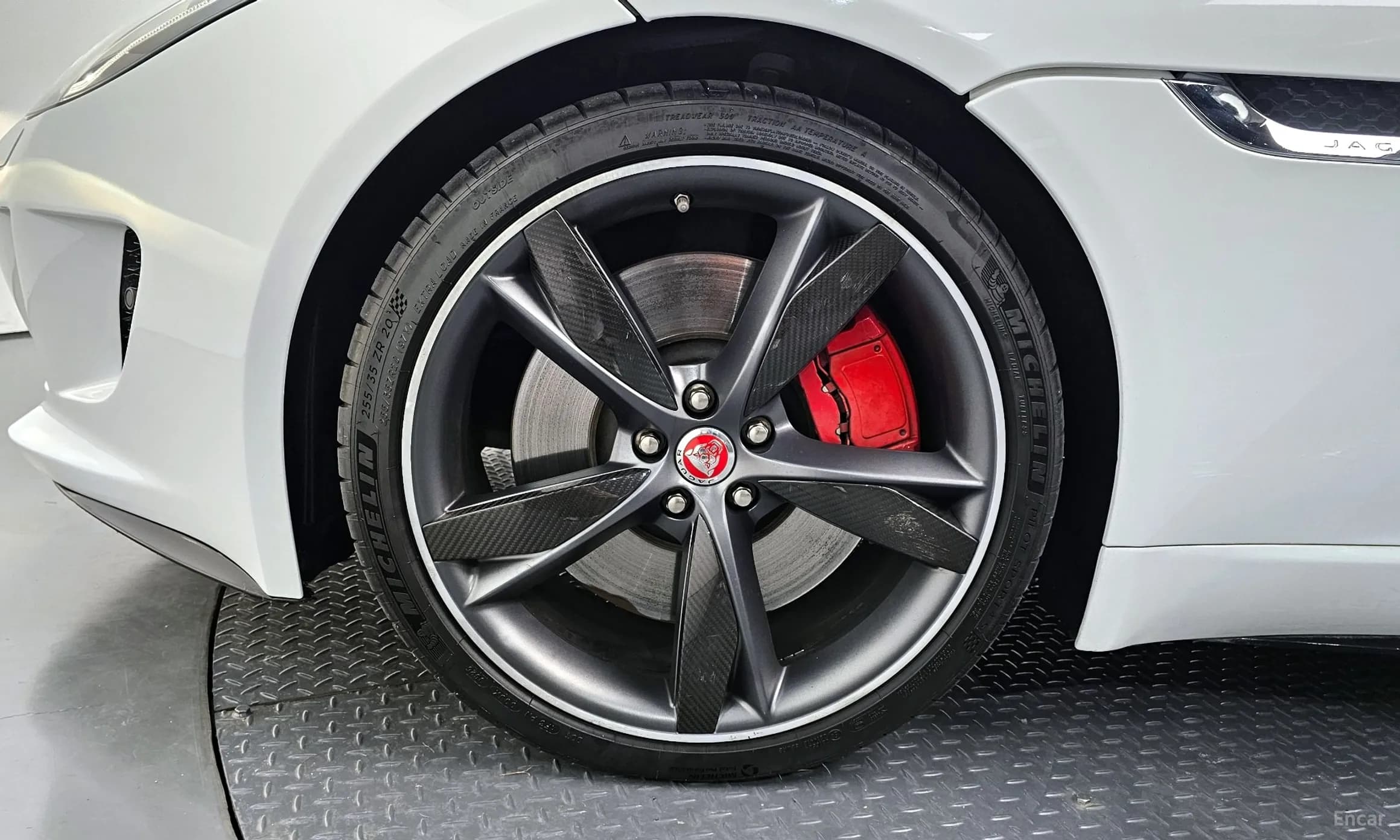 F-TYPE
