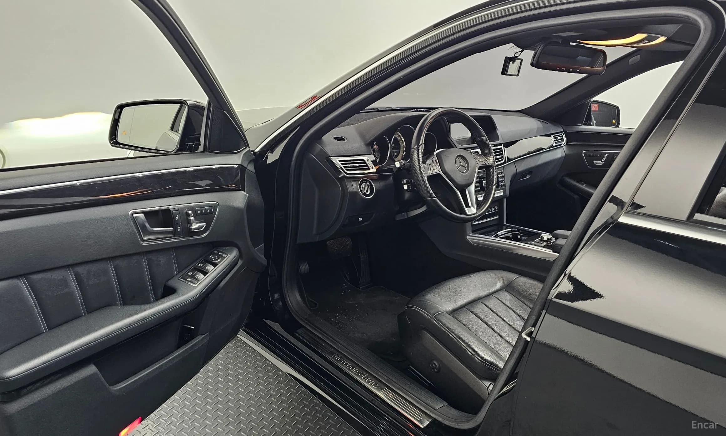 E-Class W212