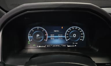 Rexton Sports Khan