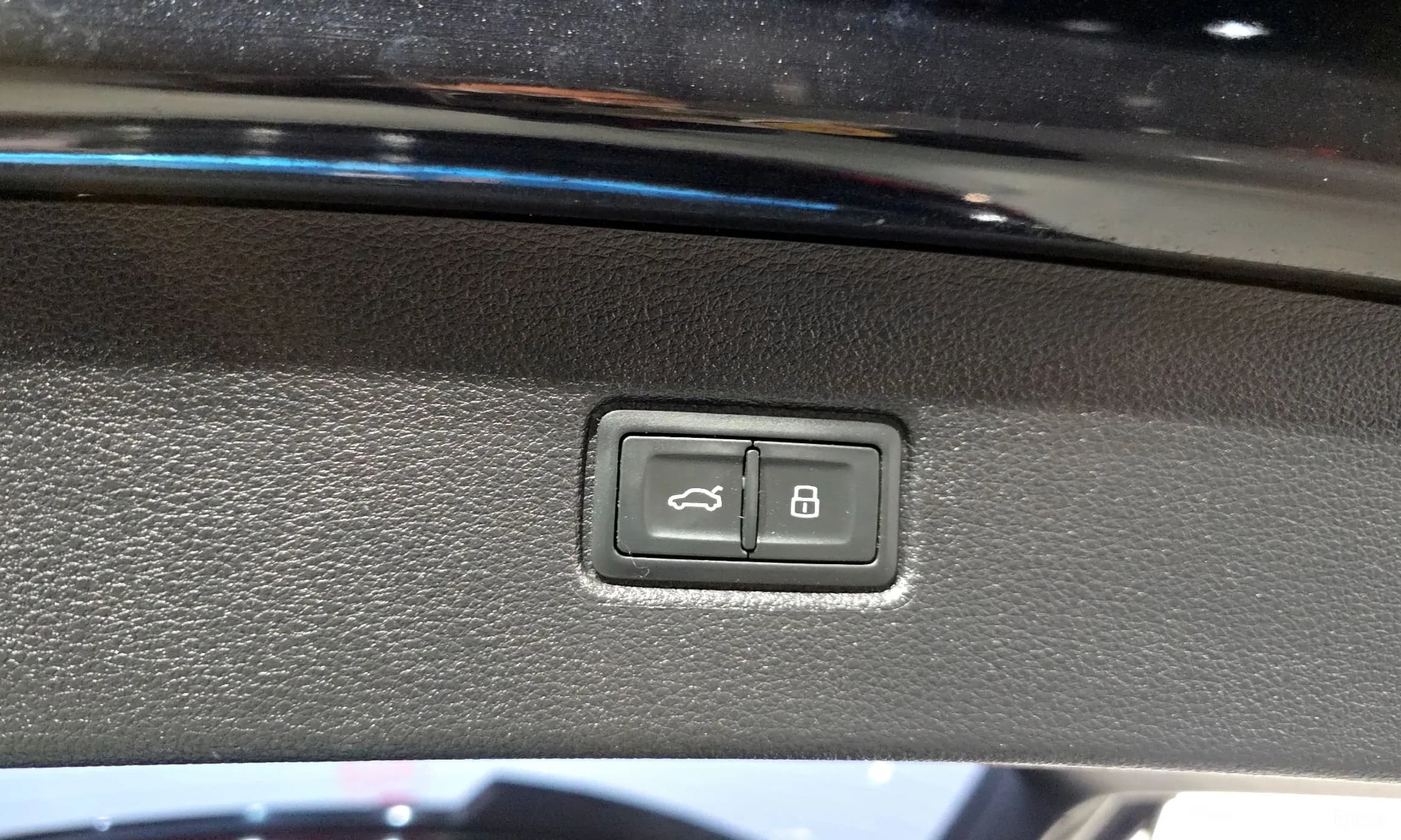 Q7 (4M)