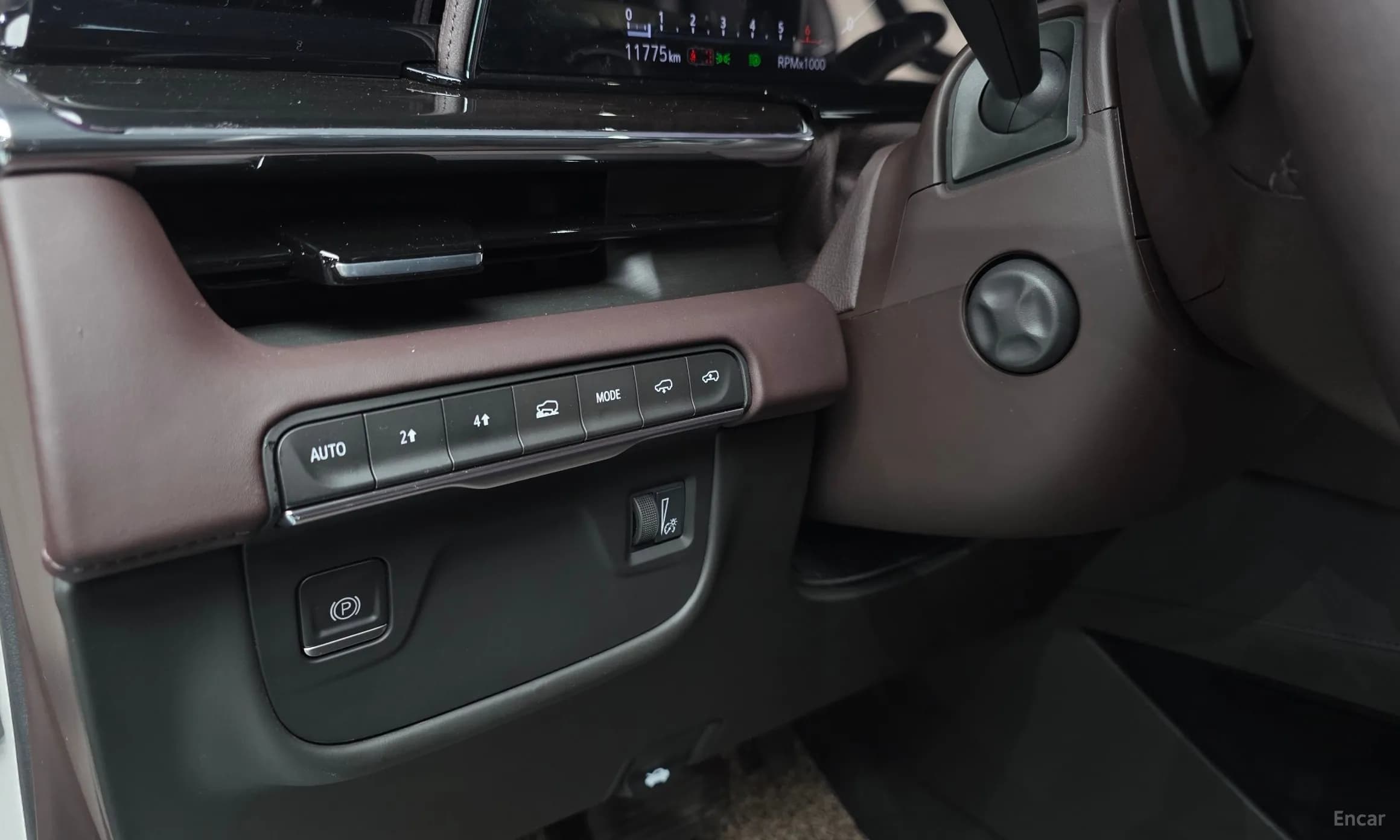 Escalade 5th Generation