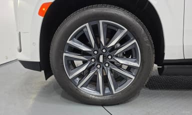 Escalade 5th Generation