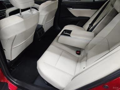 Camry (XV80)
