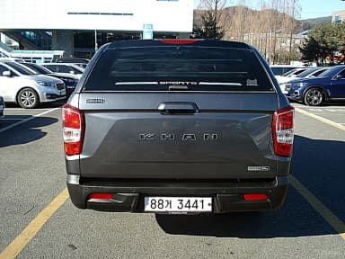 Rexton Sports Khan