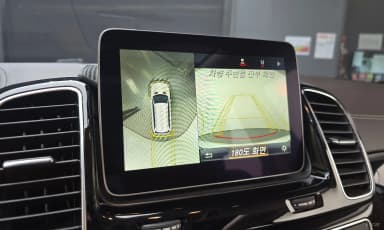 GLS-Class X166